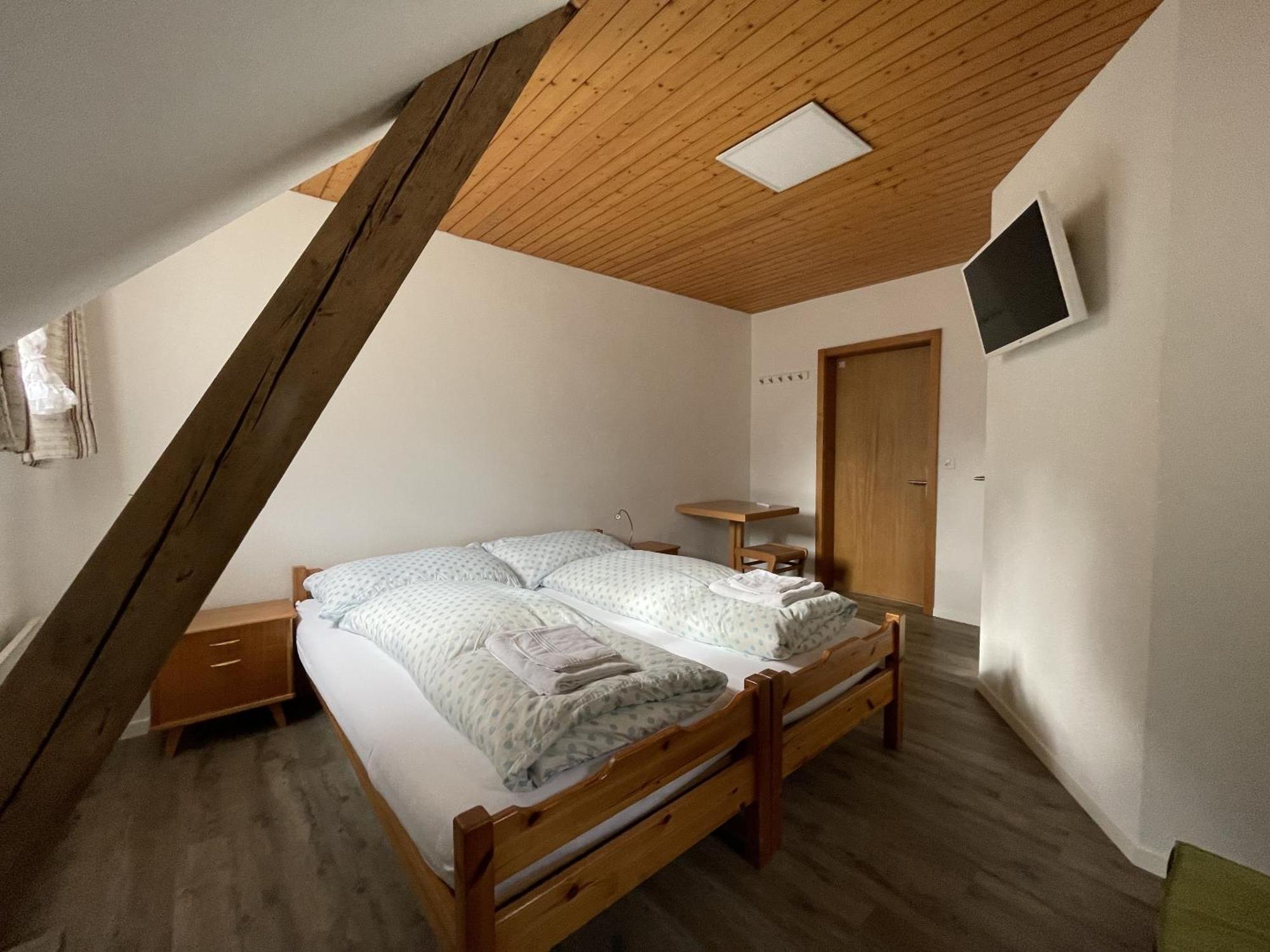 Hotel Sternen Gurtnellen Rum bild
